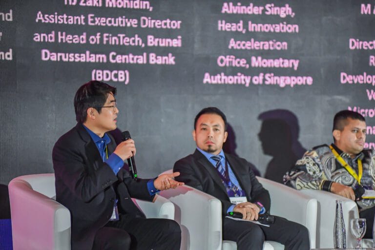 @PAULUSARDE (193 of 572)